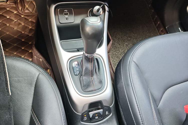 Used Jeep Compass 2017 200T Automatic Family Edition
