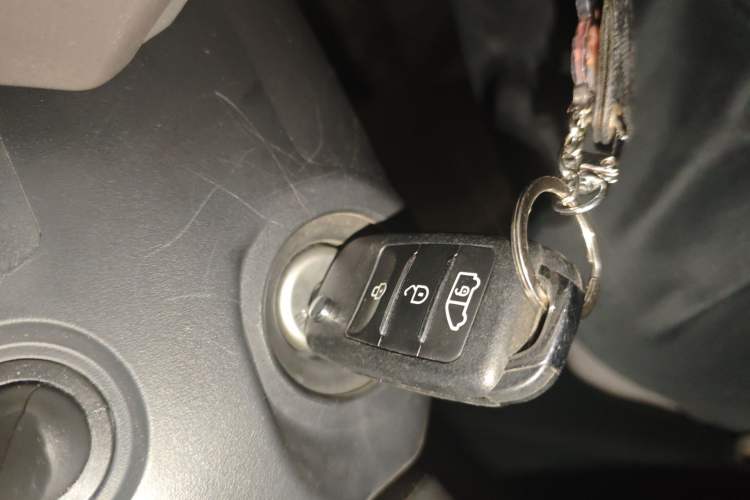 Used Ford Transit 2023 2.0T Diesel Automatic Multi-Function Commercial Vehicle Short Wheelbase Low Roof 5/6 Seats
