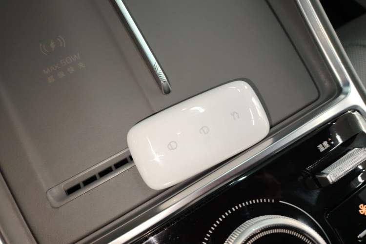 Used Geely Galaxy L6 2025 EM-i 140km Starship Edition