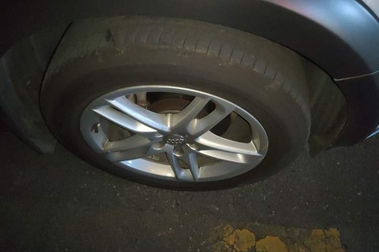 Used Audi Q5 2017 Plus 40 TFSI Technology Model
