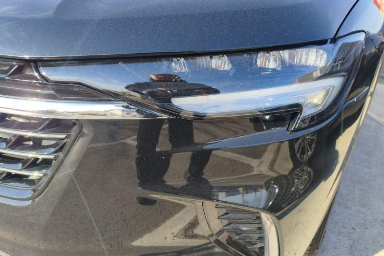 Used Buick Envision 2022 Encore Plus 652T Five-Seat Luxury Model
