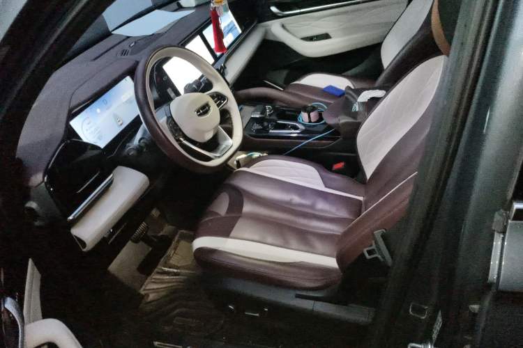 Used Geely Auto Monjaro L 2021 2.0TD DCT EVO Two-Wheel Drive Smart Luxury Version Driver Seat