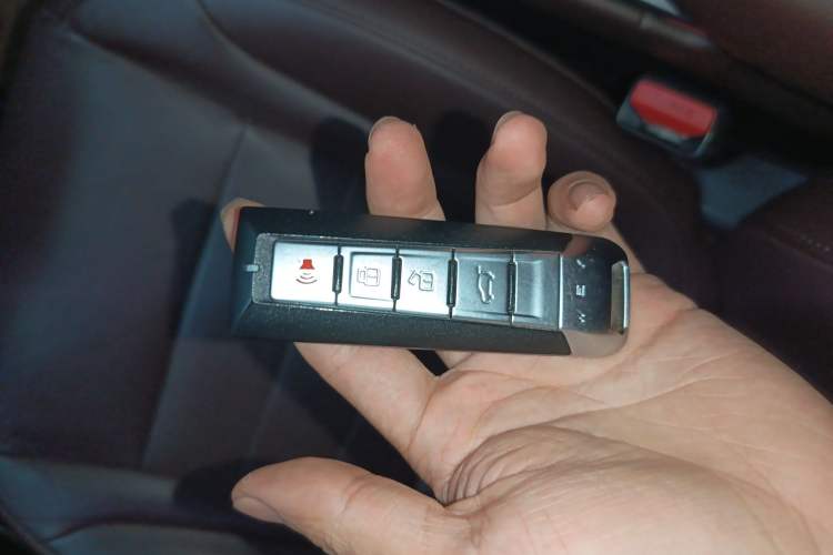 Used Wey VV5 2017 2.0T Flagship Edition
