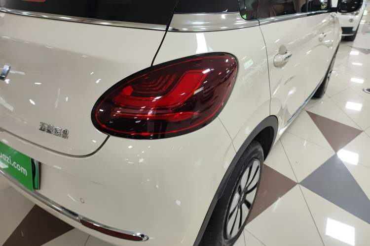 Used Wuling Bingo 2025 333 km Lingxi Deluxe Edition Right Rear Taillight