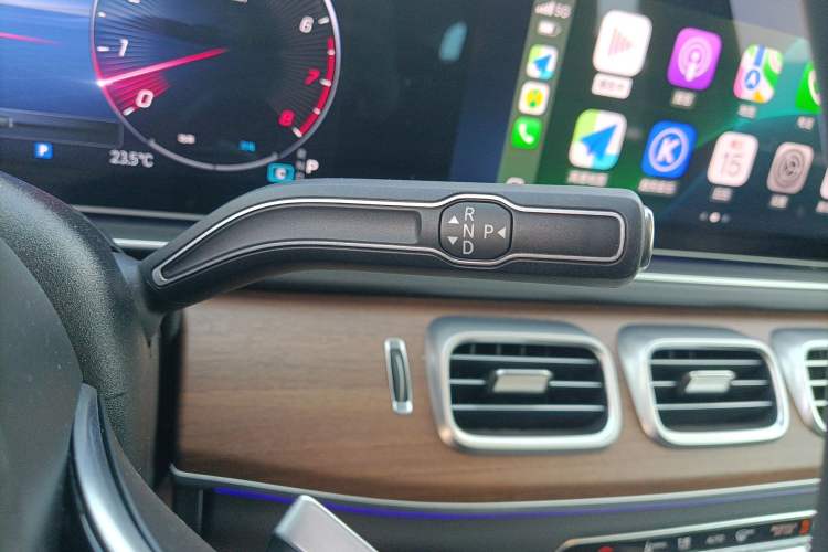 Used Mercedes-Benz GLE 2024 GLE 450 4MATIC Stylish Model Gear Lever