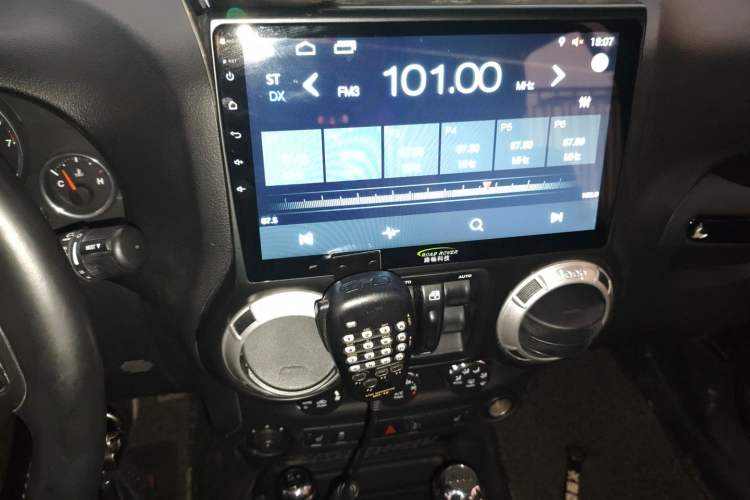 Used Jeep Wrangler 2012 3.6L Sahara Four-Door Edition