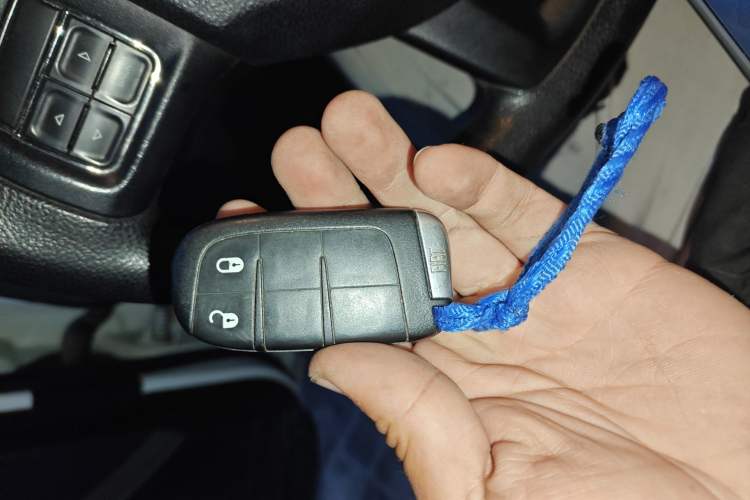 Used Fiat Freemont 2012 2.4L Comfort Edition Vehicle Key