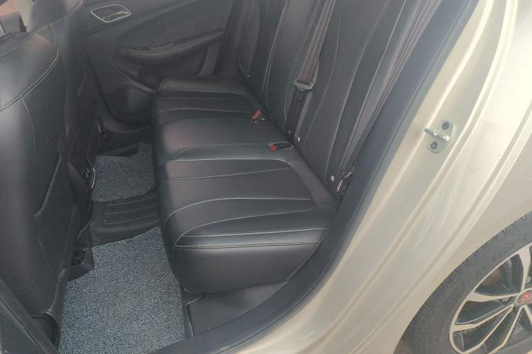 Used Roewe i5 2020 1.5L Automatic 4G Connect Luxury Flagship Edition