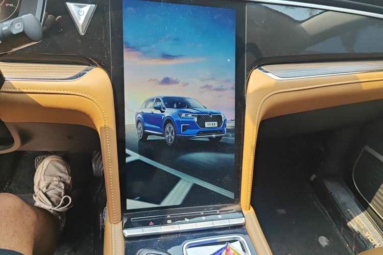 Used Venucia Star 2020 260T Automatic 48V Mild Hybrid Turbocharged Starry Edition Audio And AC Panel