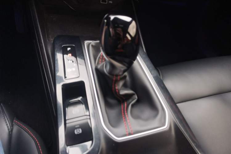 Used MG 5 2021 180 DVVT CVT Youth Luxury Edition
