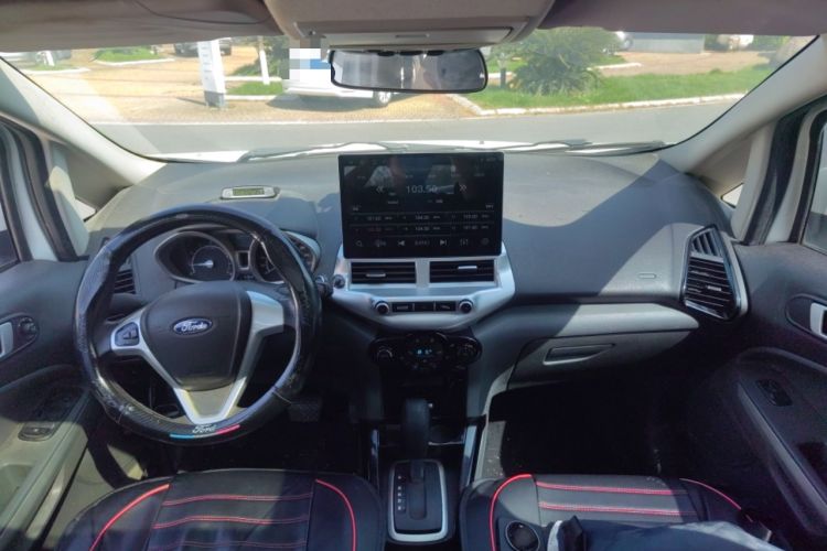 Used Ford EcoSport 2013 1.5L Automatic Prestige Model Center Console