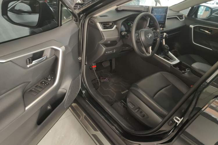 Used Toyota RAV4 2020 2.0L CVT Two-Wheel Drive Fashion Edition