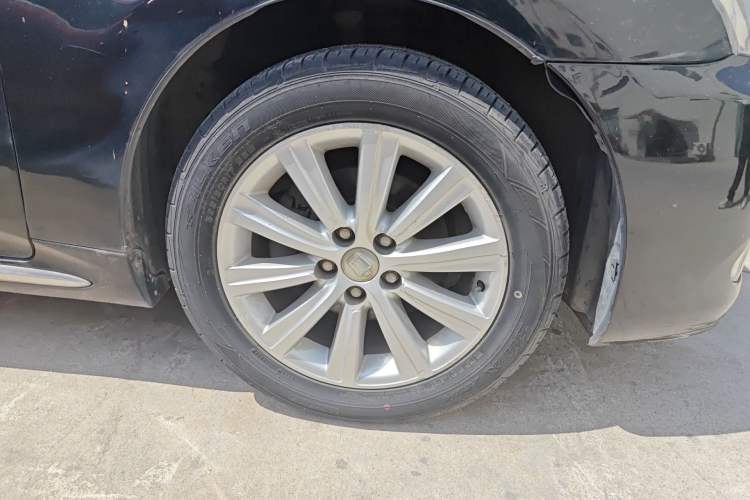 Used Toyota Crown 2010 2.5L Royal Leather Navigation Edition Right Front Wheel Hub