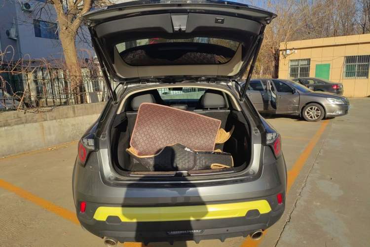 Used Lynk & Co 02 2022 2.0T DCT Shine Pro Trunk