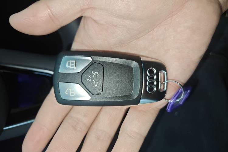 Used Audi A4L 2024 40 TFSI Fashion Dynamic Model
