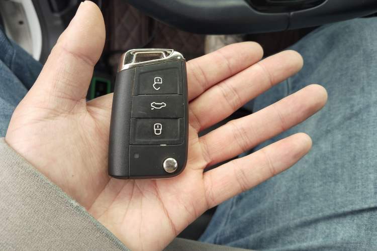 Used Volkswagen Tayron 2020 330TSI Two-Wheel Drive Luxury Smart Connectivity Version
