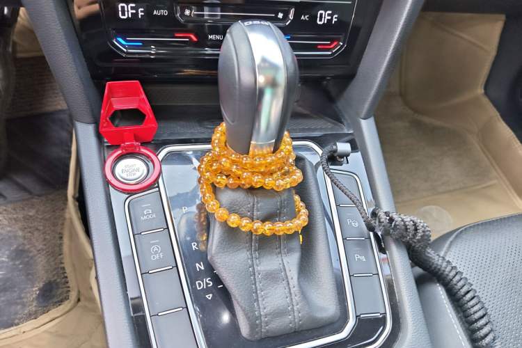 Used Volkswagen FAW-Volkswagen CC 2021 380TSI Striking Edition Gear Lever