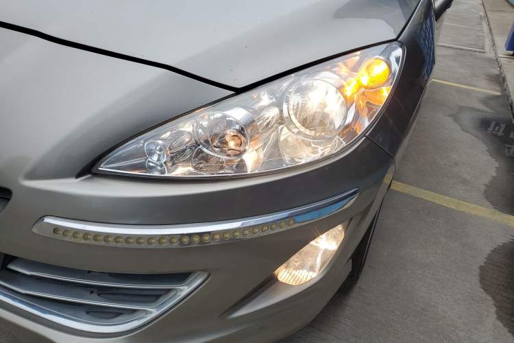 Used Peugeot 408 2013 2.0L Automatic Comfort Edition
