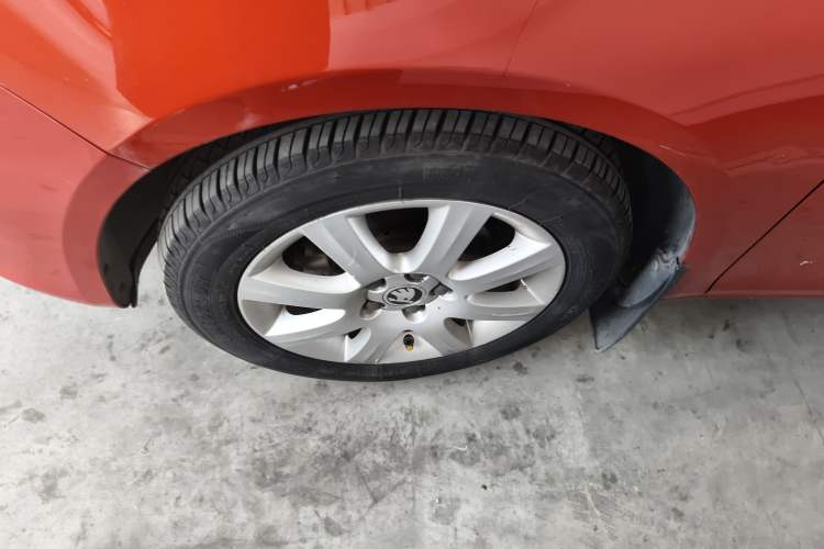 Used Skoda Fabia 2014 1.4L Automatic Crystal Edition
