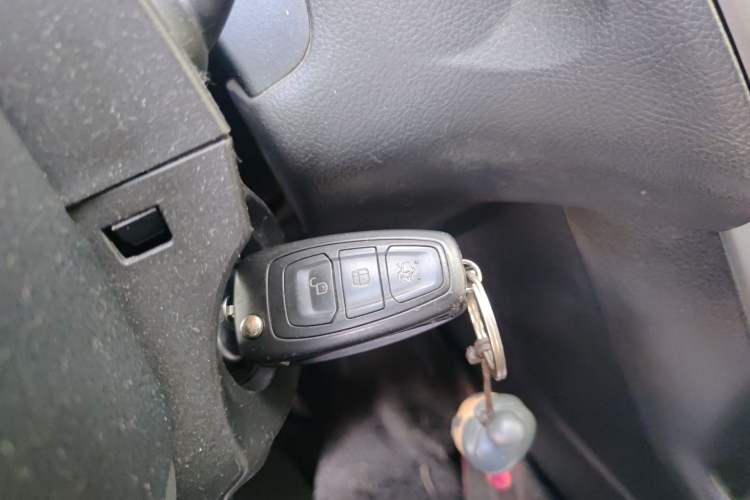 Used Ford Focus 2012 Hatchback 1.6L Automatic Fashion Edition
