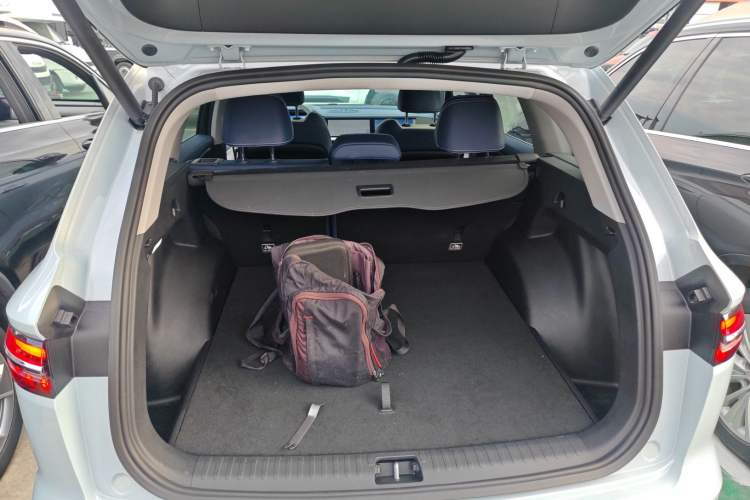 Used Geely Auto Monjaro L 2022 1.5T Leishen Hi·F Plug-in Hybrid Super Xun Trunk