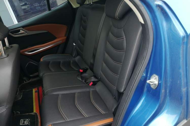 Used Zotye T300 2017 1.5T CVT Luxury Model Left Rear Seat