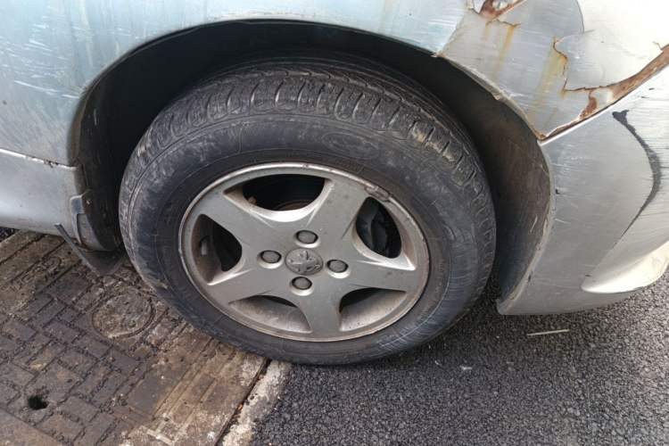 Used Peugeot 207 2009 Sedan 1.4L Manual Yule Edition
