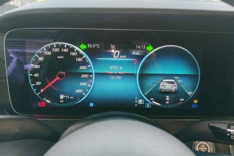 Used Mercedes-Benz E-Class 2022 Second Facelift E 300 L Sporty and Stylish Edition Instrument Cluster