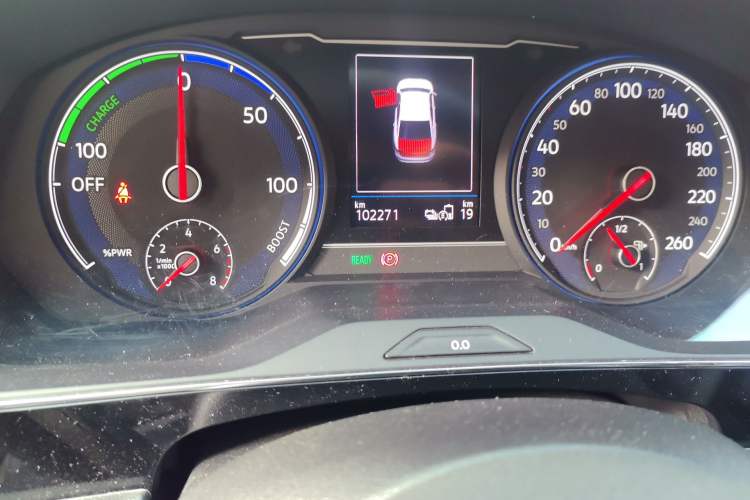 Used Volkswagen Passat New Energy 2022 430 PHEV Hybrid Business Edition Odometer Close Up