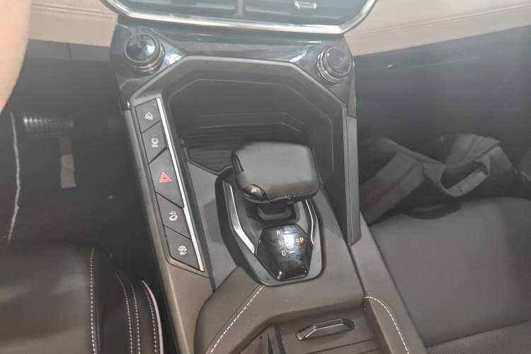 Used Lynk & Co 06 EM-P 2022 PHEV 84 km Range Pro Version
