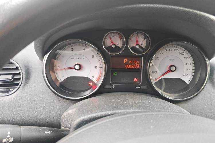 Used Peugeot 408 2013 2.0L Automatic Comfort Edition
