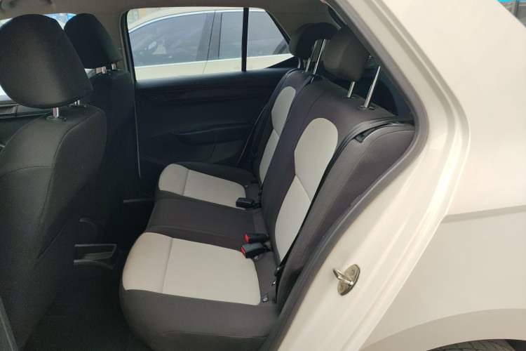 Used Skoda Fabia 2015 1.4L Automatic Front-Drive Model
