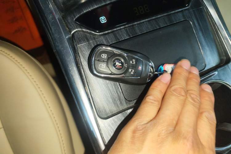 Used Buick GL8 2023 ES Lu Zun Deluxe Model
