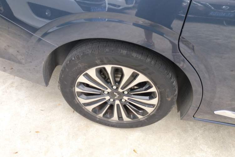 Used Wuling Jiachen 2022 1.5T CVT Deluxe Flagship Edition
