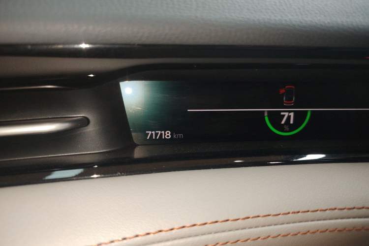 Used Volkswagen ID.7 VIZZION 2024 AIR model Instrument Cluster