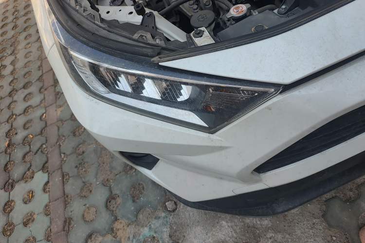 Used Toyota RAV4 2020 2.0L CVT Two-Wheel Drive Fashion Edition