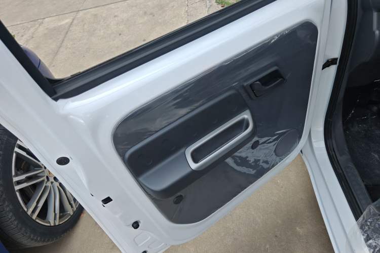 Used Wuling Zhiguang New Energy 2025 Comfort Model