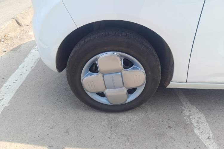 Used Geely Galaxy Panda 2024 Panda Mini 200km Endurance Bear
