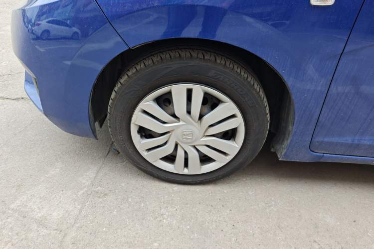 Used Honda Fit 2016 1.5L LXS CVT Comfort Sunroof Version Left Front Wheel Hub