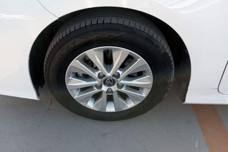 Used Toyota Corolla 2023 1.8L Smart Electric Hybrid Dual-Motor Pioneer Edition Left Front Wheel Hub