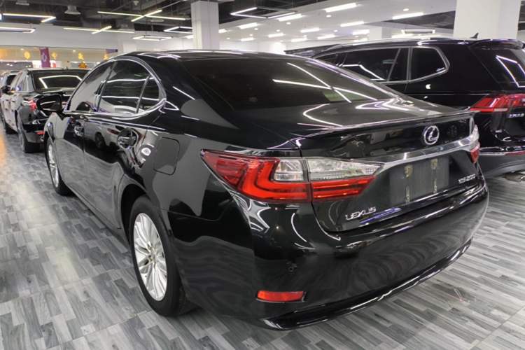 Used Lexus ES 2015 200 Elite Edition Exterior 2