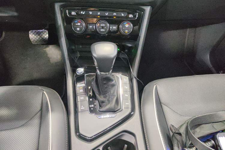 Used Volkswagen Tiguan L New Energy 2019 430 PHEV Hybrid Flagship Model Gear Lever