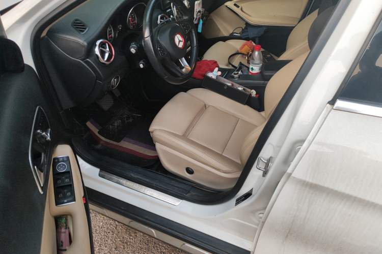 Used Mercedes-Benz GLA 2017 GLA 200 Fashion Model