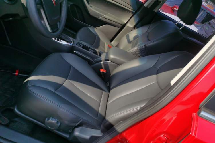 Used Roewe 360 2015 1.5L Automatic Luxury Edition
