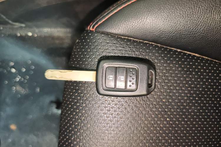 Used Honda Fit 2018 1.5L CVT Comfort Sunroof Version