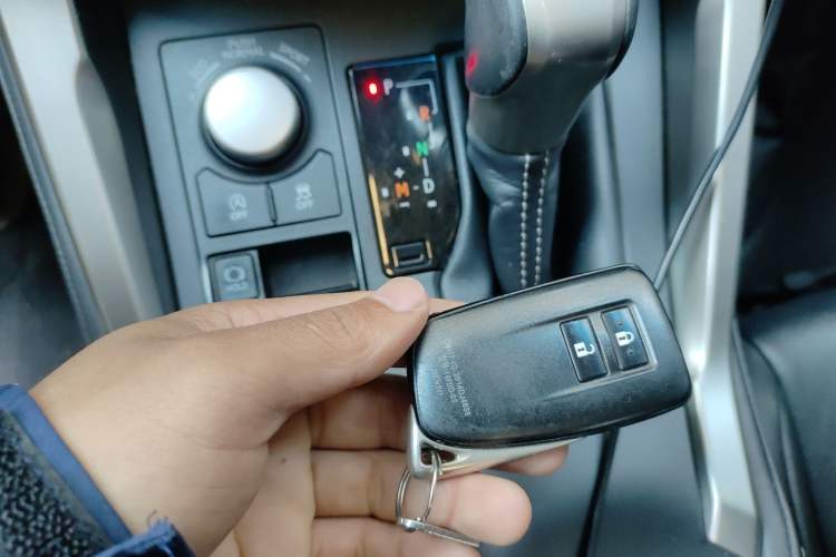 Used Lexus NX 2015 200 Front-Wheel Drive X-Trail SE Edition