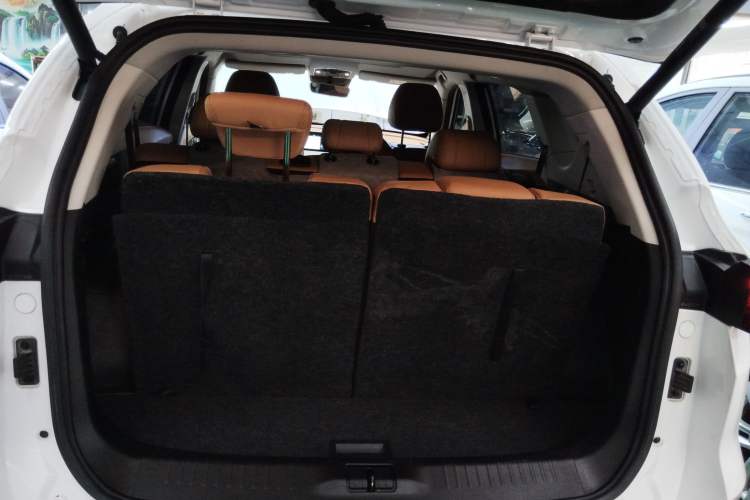 Used JETOUR X70 2021 Zhuge 1.6T DCT Kongming 7-Seater
