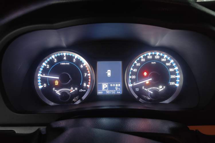 Used Toyota Highlander 2018 2.0T Two-Wheel Drive Elite Version 5 Seats China VI Standard
