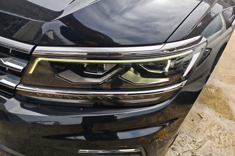 Used Volkswagen Tiguan L 2017 330TSI Automatic Two-Wheel Drive Flagship Edition Left Front Headlight