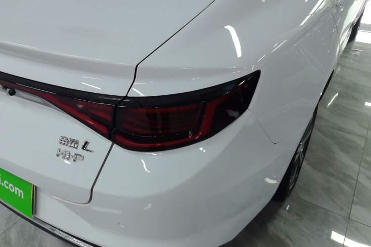 Used Geely Auto Emgrand L HiP 2024 Champion Edition 1.5TD-DHT Pro 100KM Superior Model Exterior 1